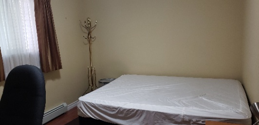 Room for rent upstairs-1