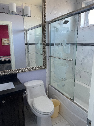 ROOM WITH OWN BATHROOM FOR $960/month-1