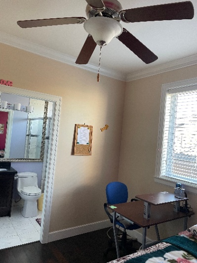 ROOM WITH OWN BATHROOM FOR $960/month-1