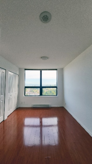 3 BEDROOM 2 BATHROOM CONDO FOR RENT. 5 MIN WALK TO JOYCE SKYTRAIN STATION-1
